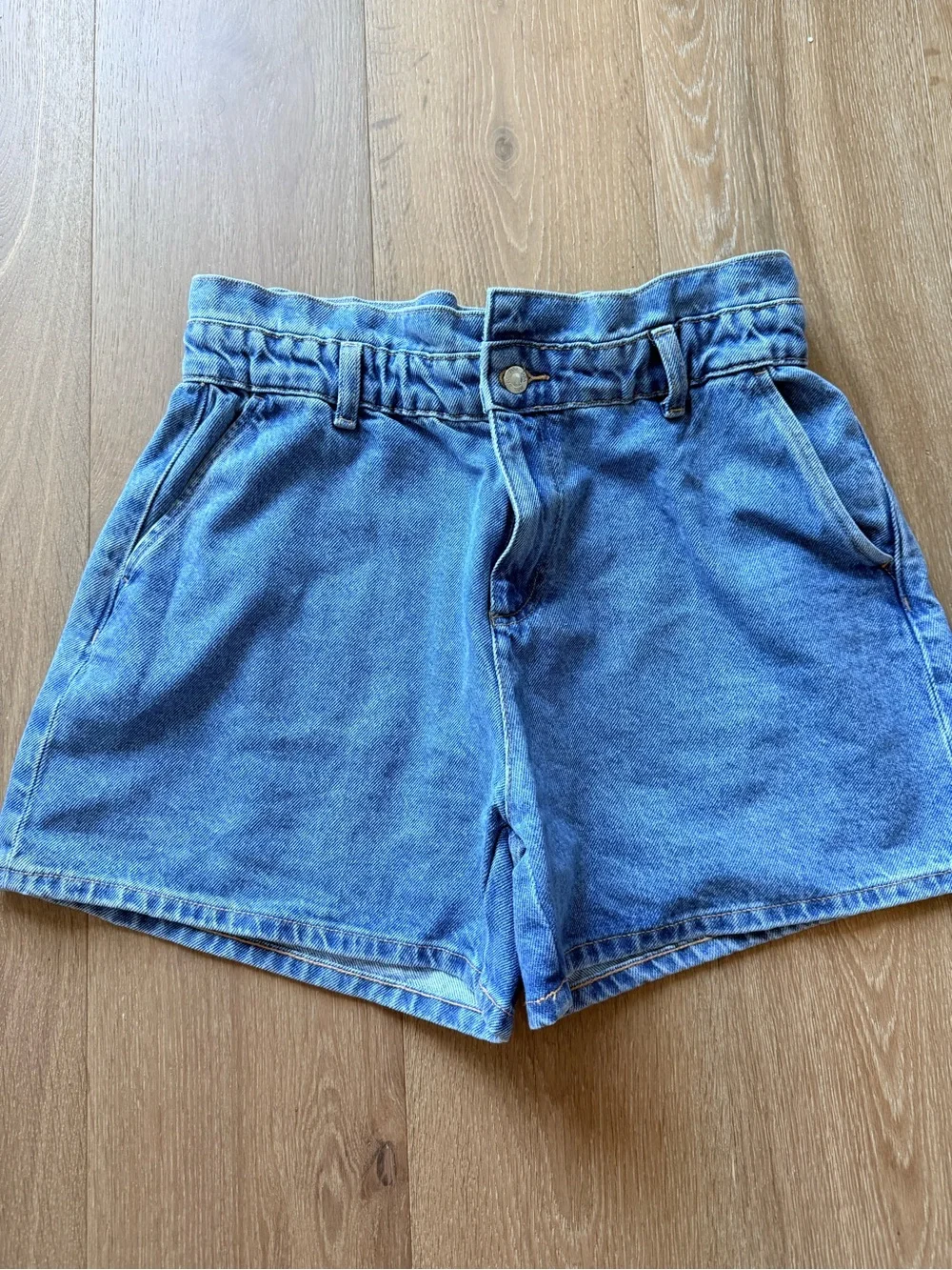 Zara paperbag waist denim shorts